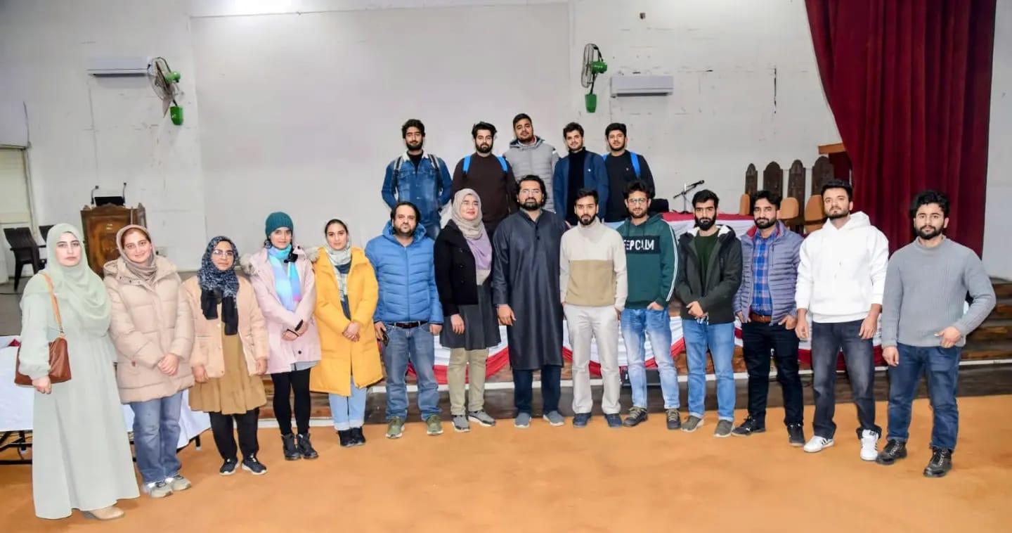 RoadToUK in GMC srinagar